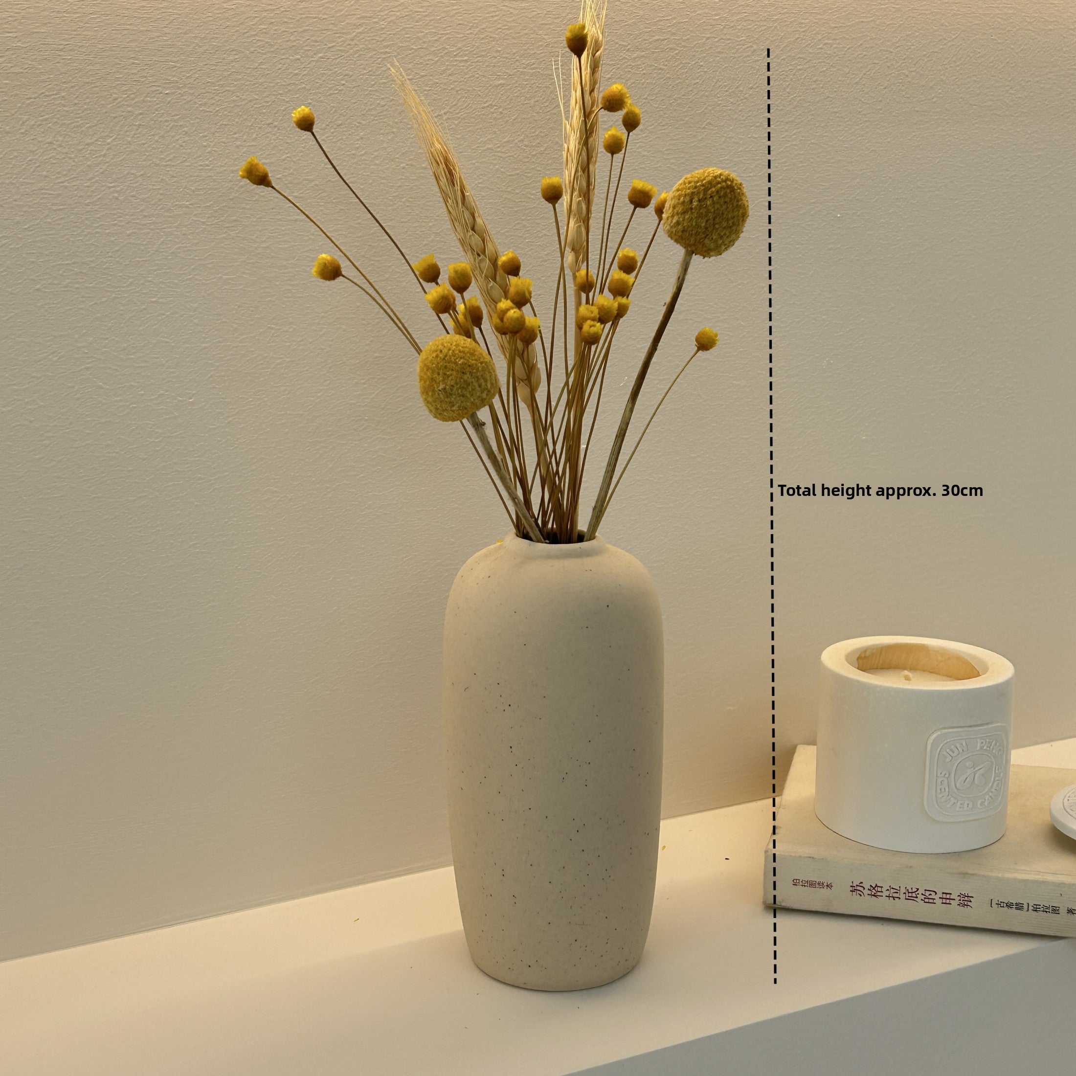Minimalist dried flower vase set for home décor